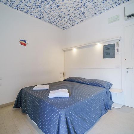 Affittacamere Vista Mare Порт-Аццурро Экстерьер фото
