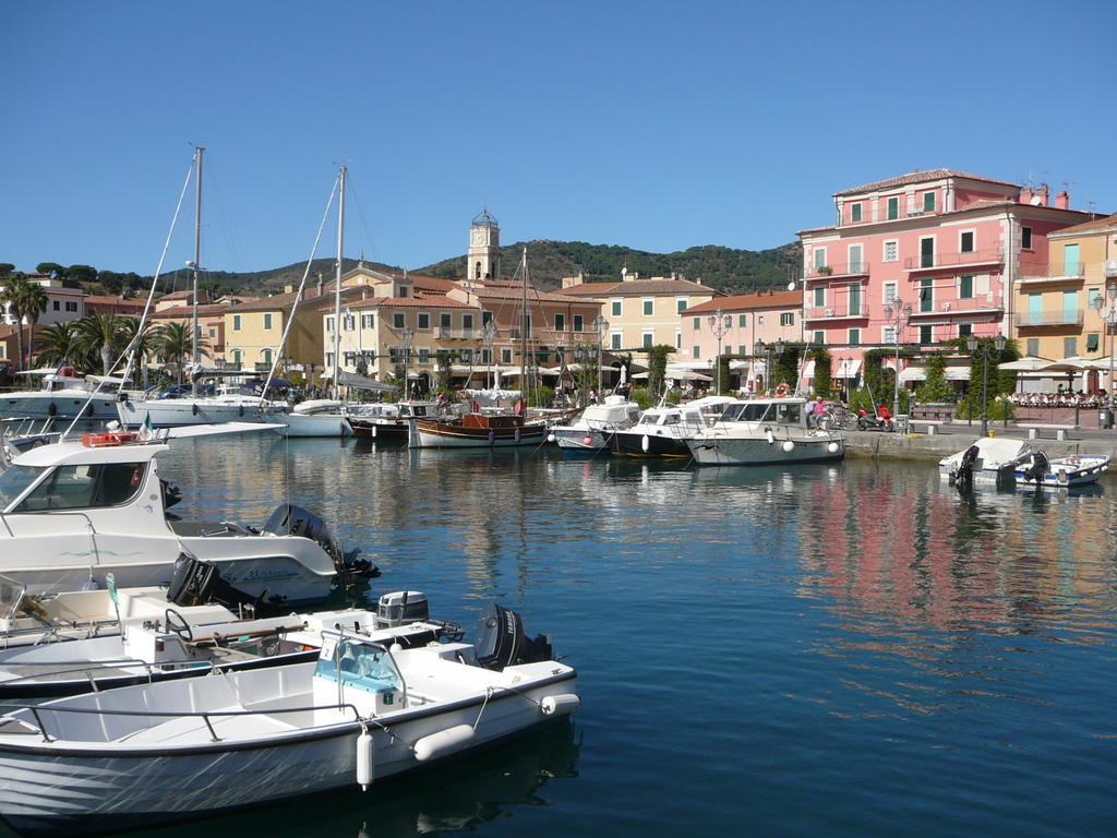 Affittacamere Vista Mare Порт-Аццурро Экстерьер фото